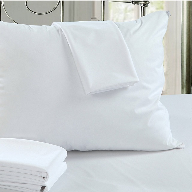  Waterproof Pillow Protector/Cover